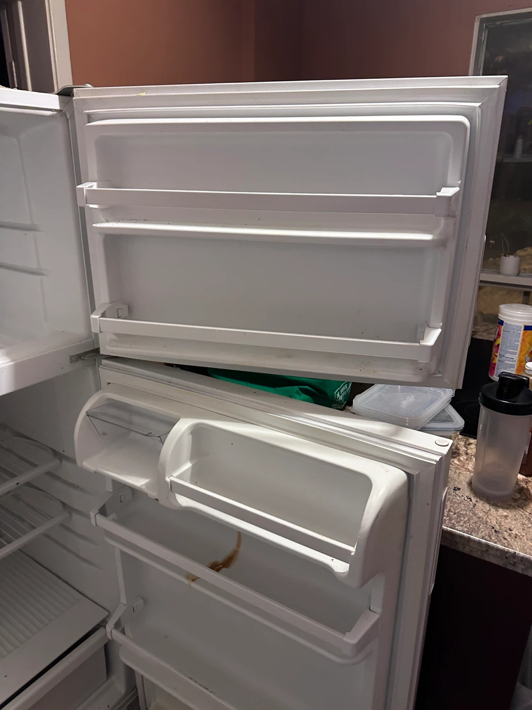 Not working White IKEA Refrigerator - photo 2