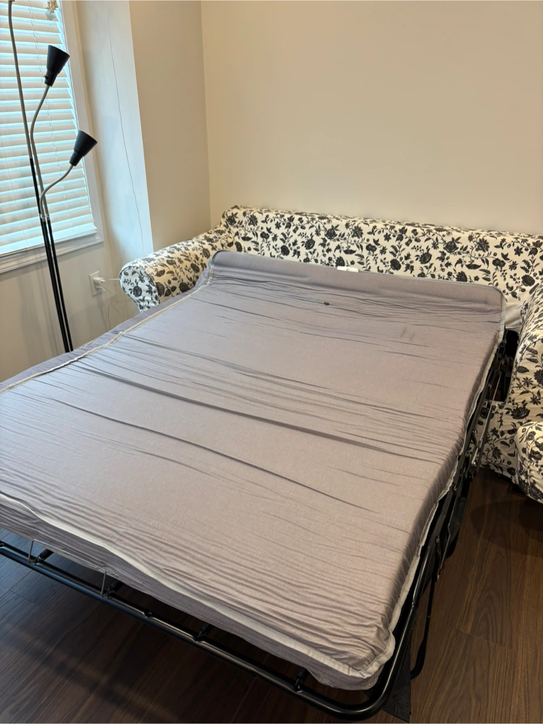 IKEA Sofa Bed - photo 2