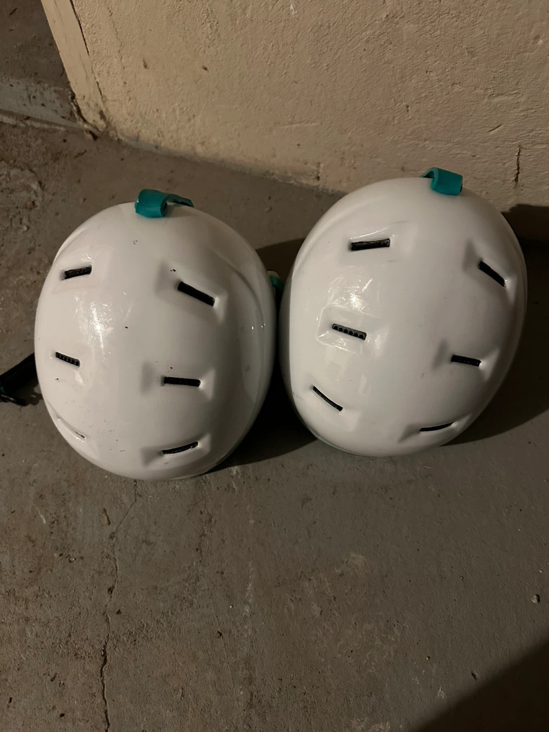 Capix kids Ski/Snowboard Helmets (2) White/Teal - photo 3