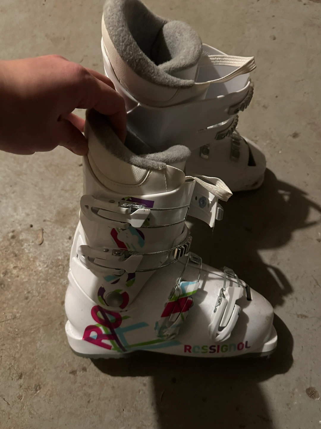 Rossignol White Ski Boots - Size 235/275mm