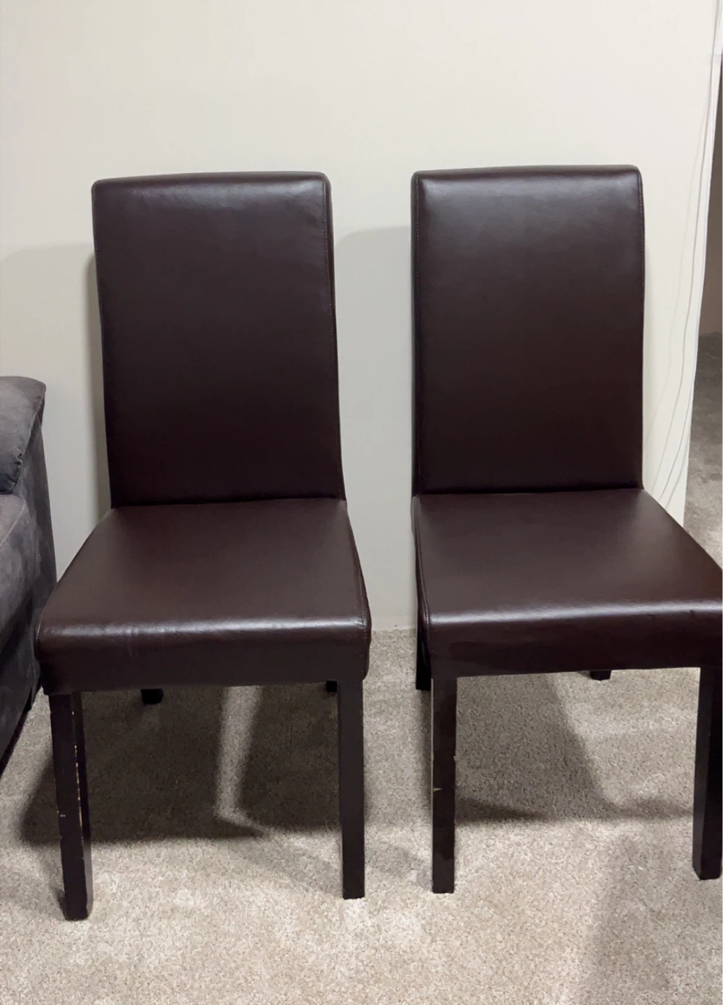 2 leather Chairs