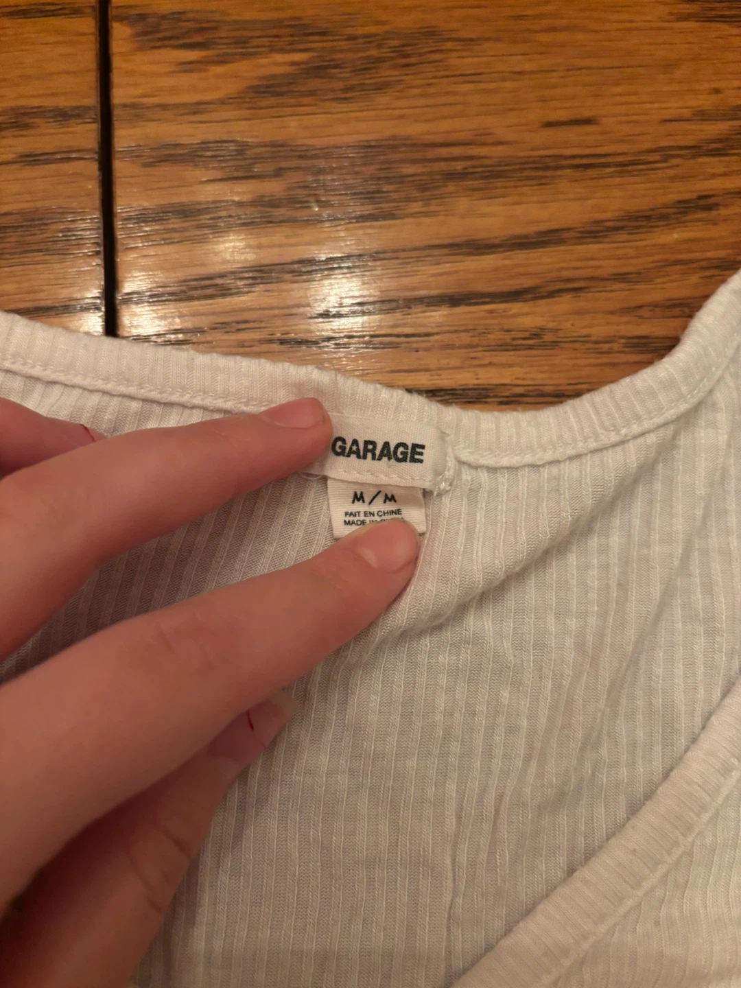 GARAGE Women's Ruched V-Neck Cropped Top - photo 2