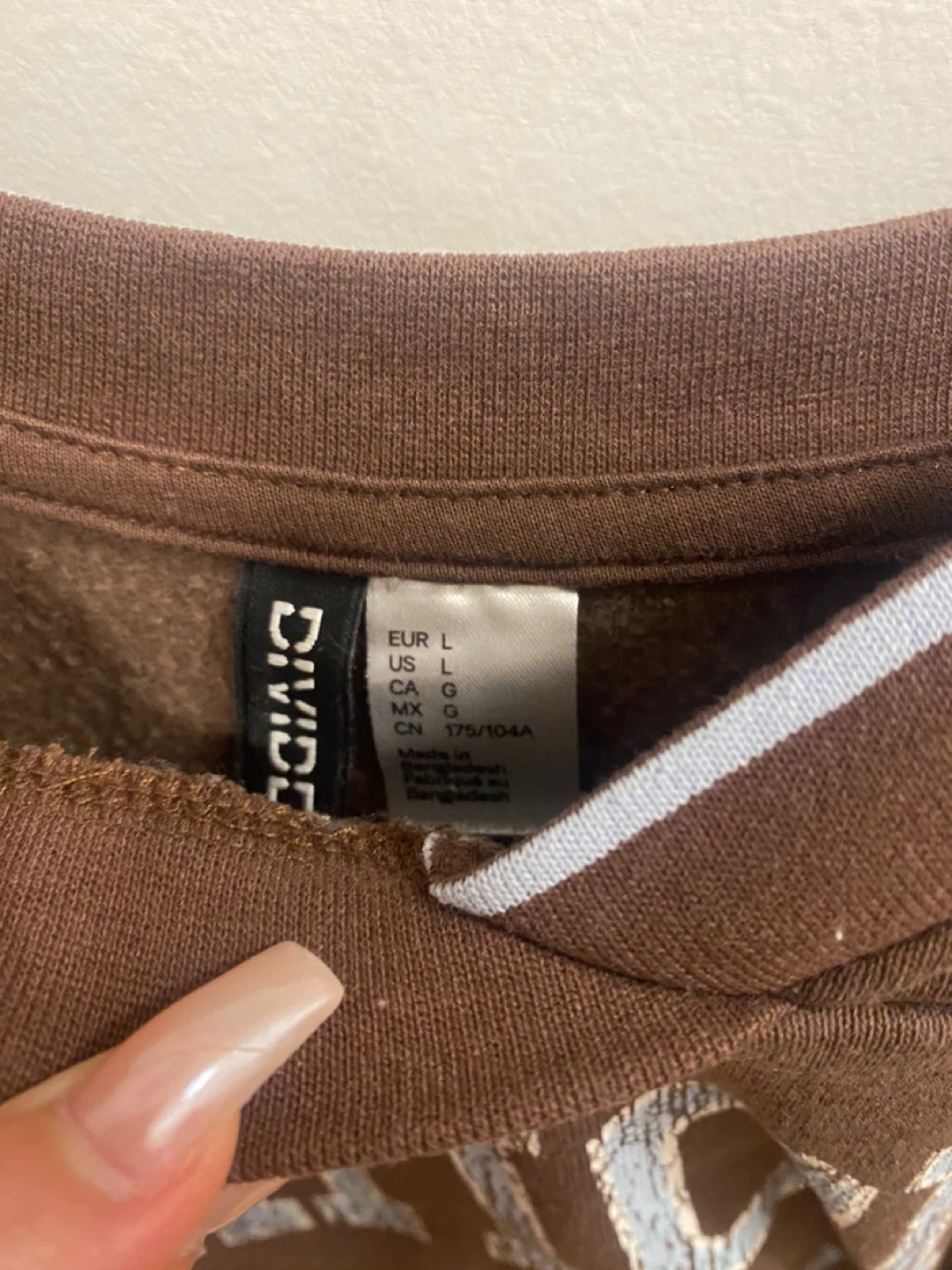 Divided by H&M Cropped Sweatshirt - Brown - Size L - photo 3