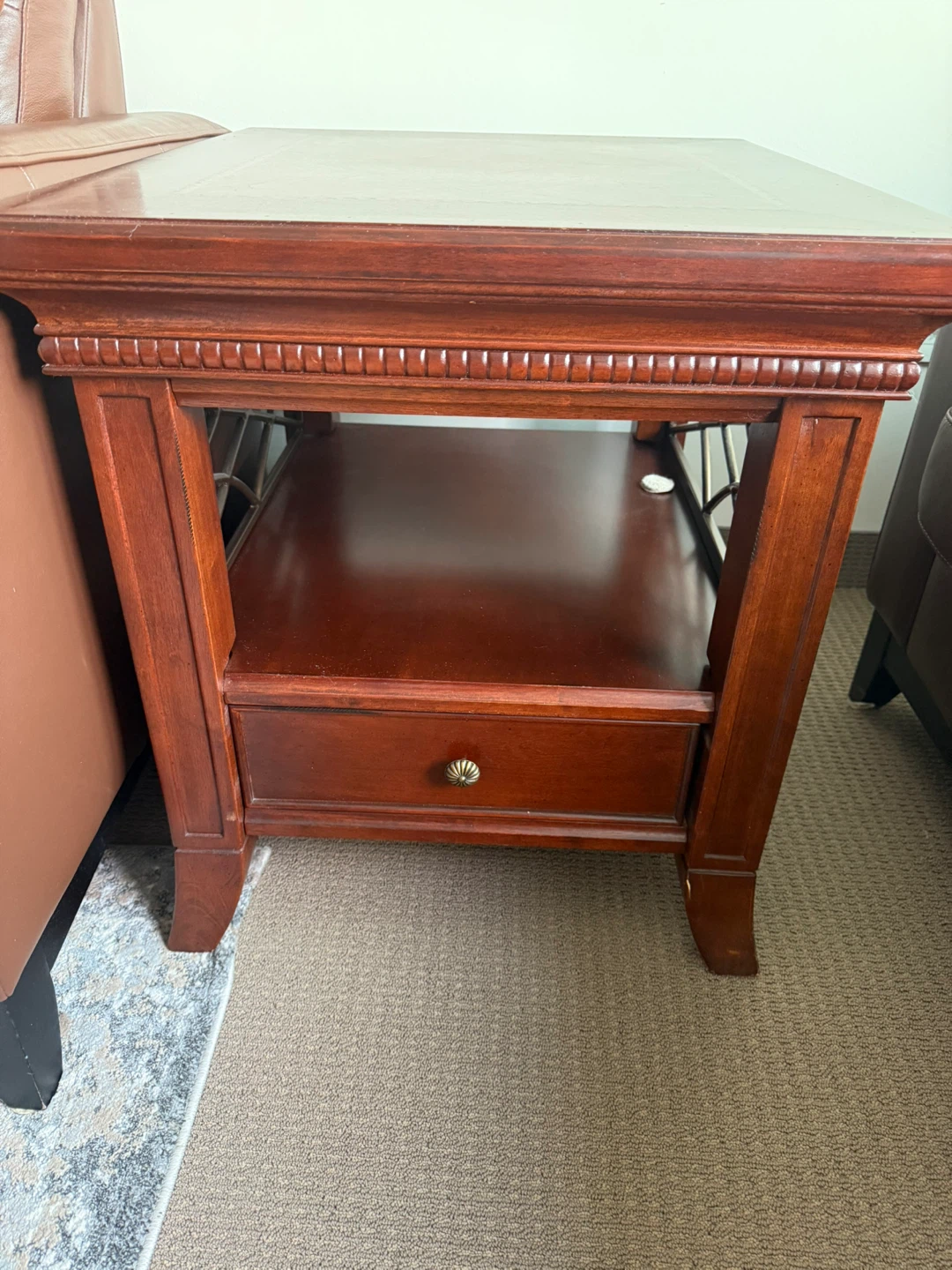 1 end table and a coffee table - photo 4