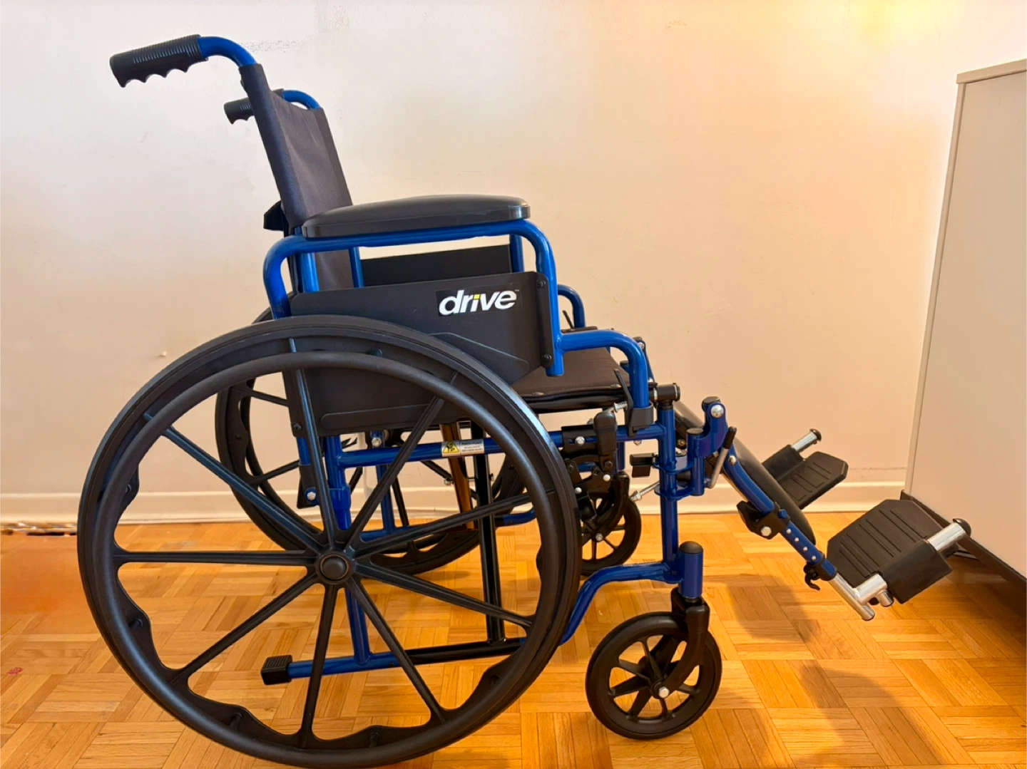 Drive Medical Blue Streak Lightweight Wheelchair - photo 5