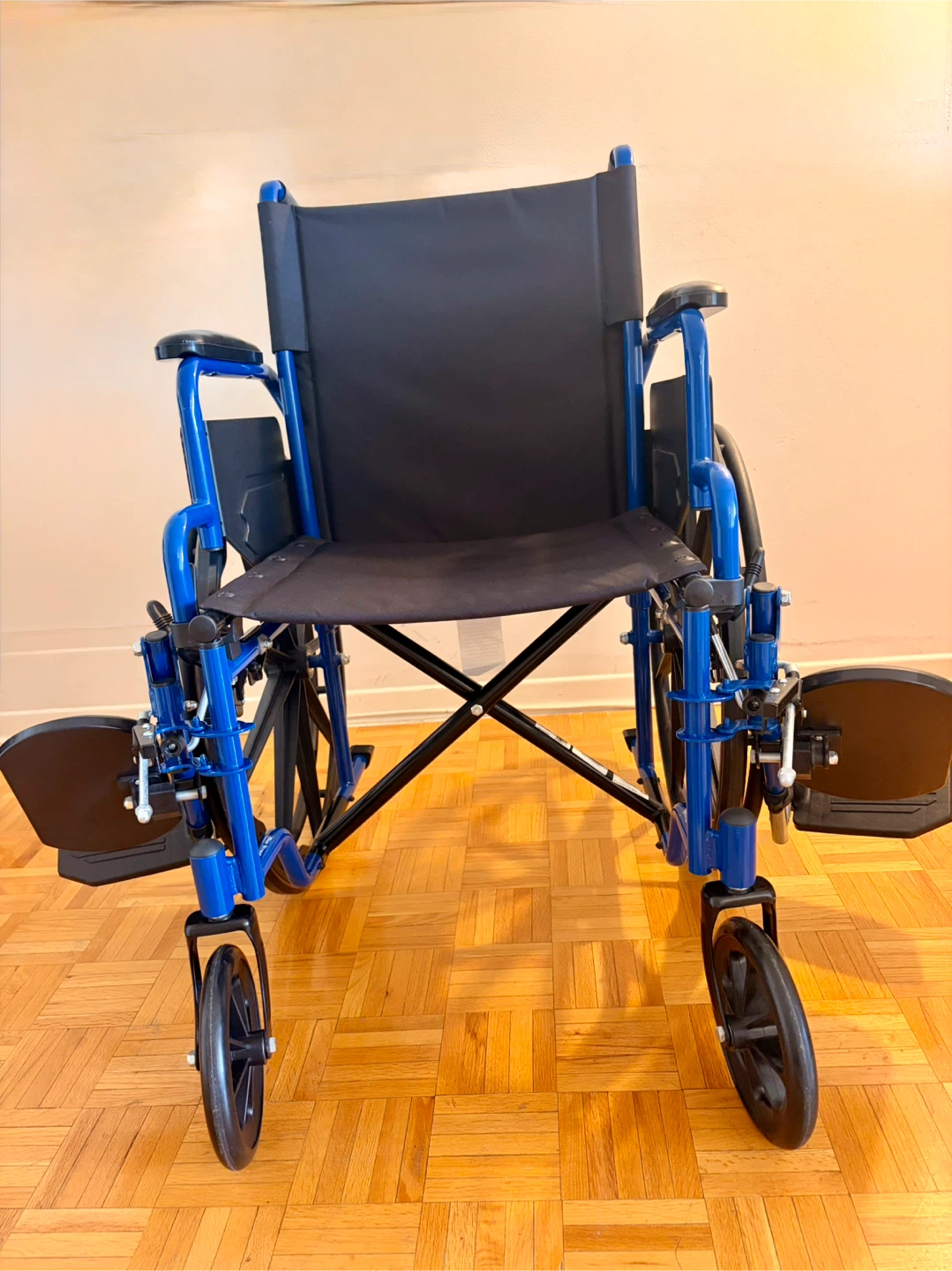 Drive Medical Blue Streak Lightweight Wheelchair - photo 3