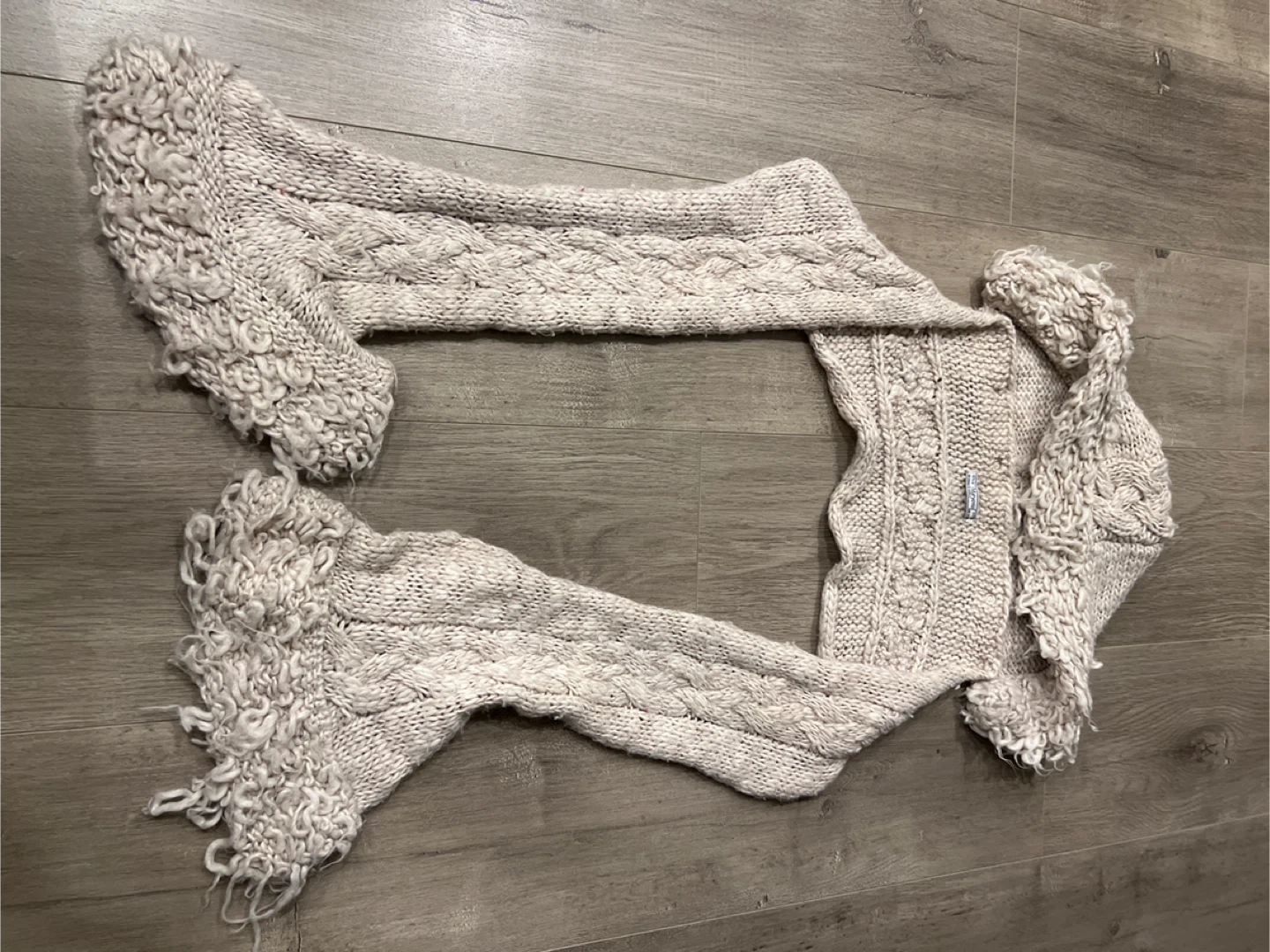 Scarf 🧣 with attached / detachable hood