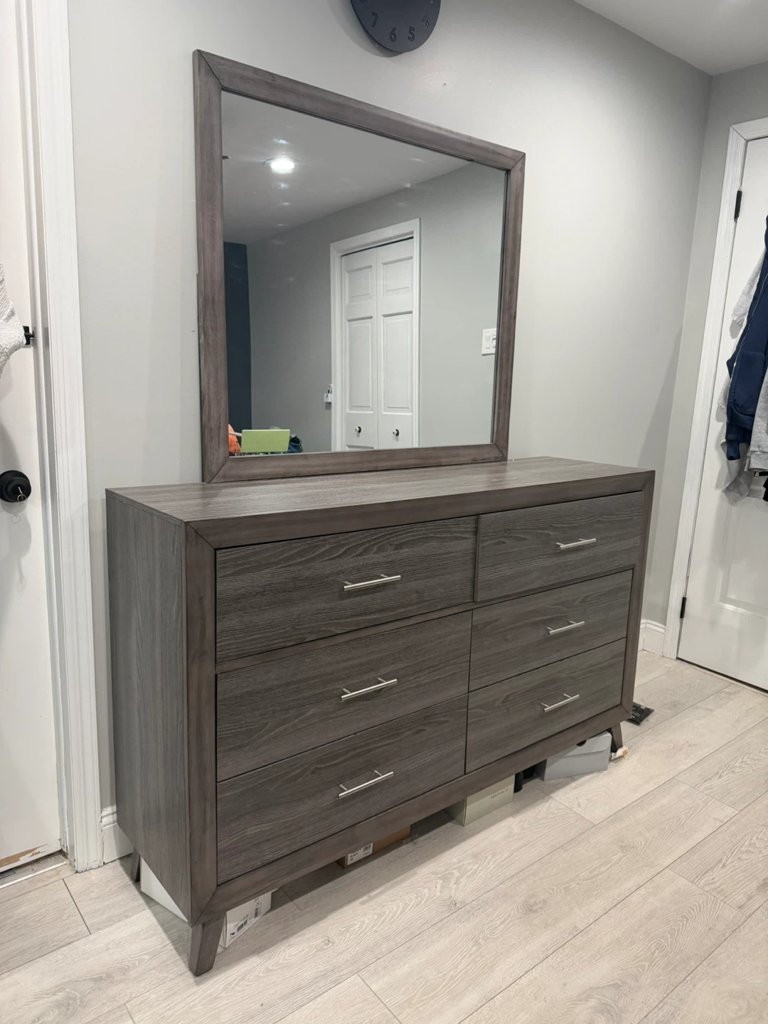 Gray Wood Dresser with Mirror - photo 2