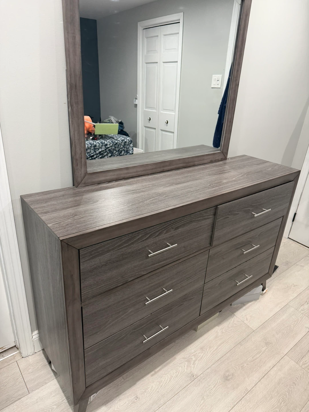 Gray Wood Dresser with Mirror - photo 3