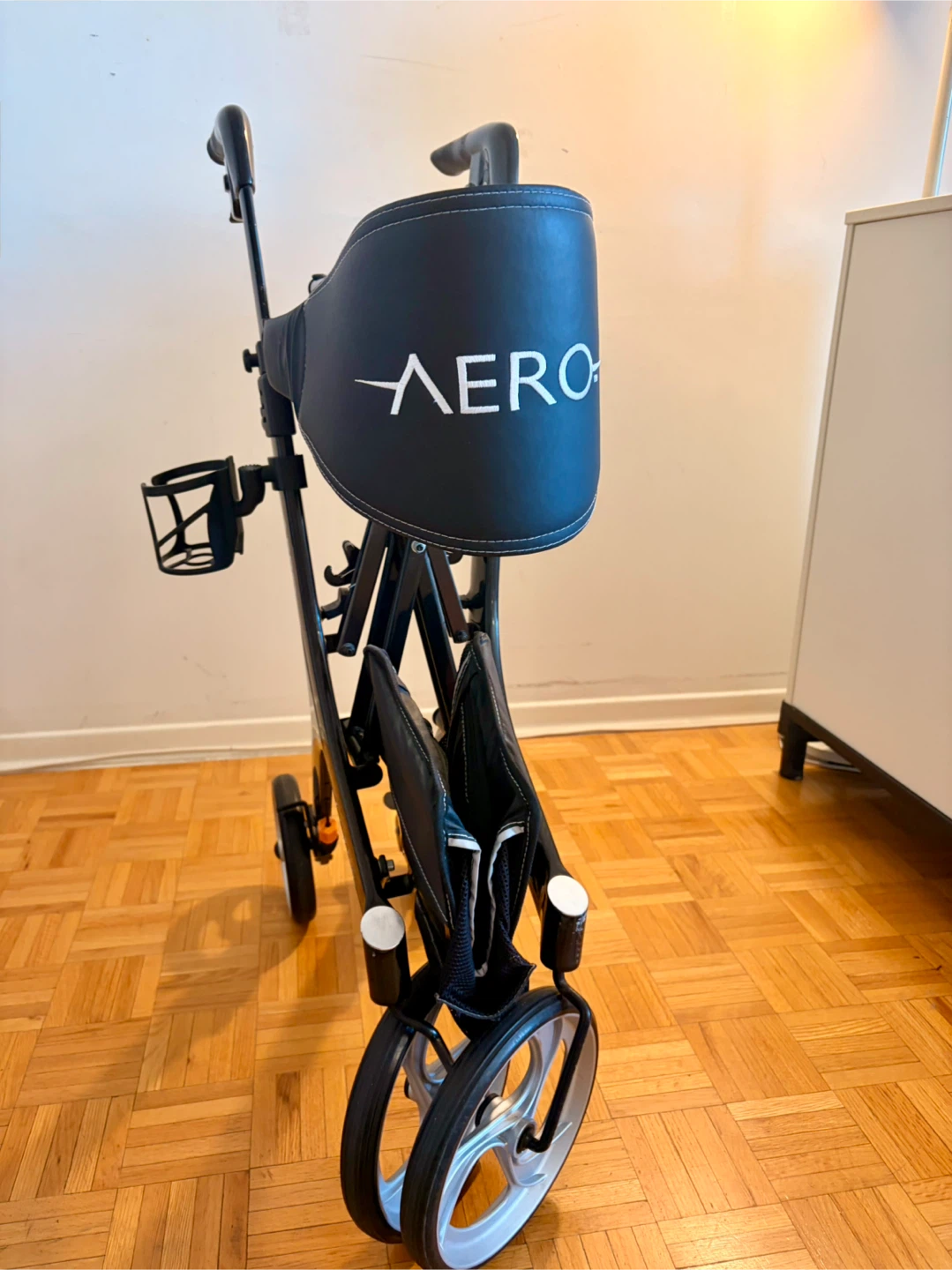 Aero Carbon Fiber Side-Folding Rollator [700-900] - photo 4