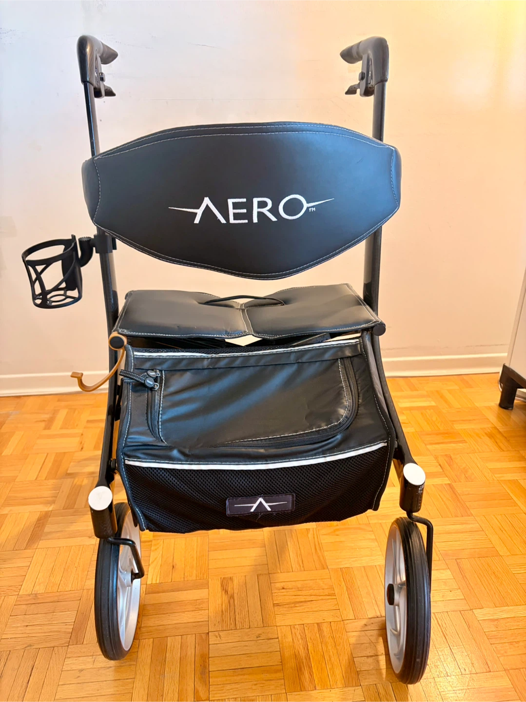 Aero Carbon Fiber Side-Folding Rollator [700-900] - photo 3