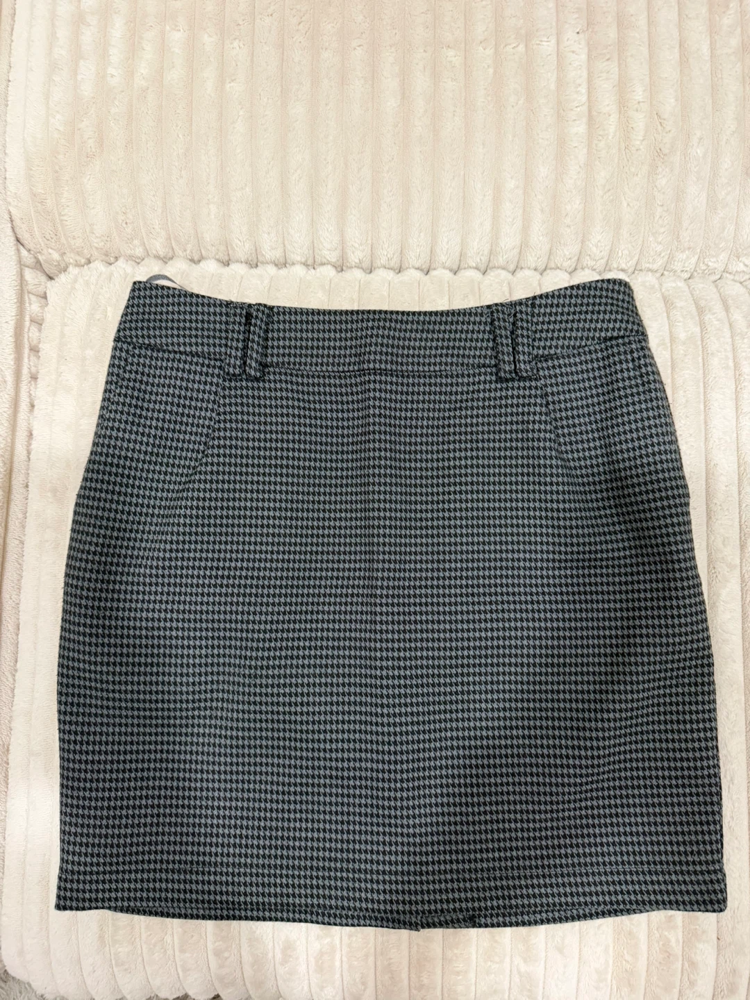 Fashion Secret Soft Office Mini Skirt Size 36