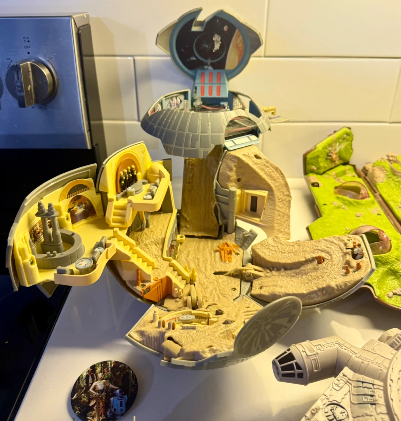 Vintage Star Wars 90’s Collectible Toy Collection - photo 3