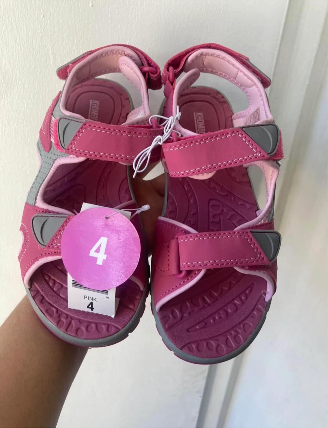 New girls sandals size 4