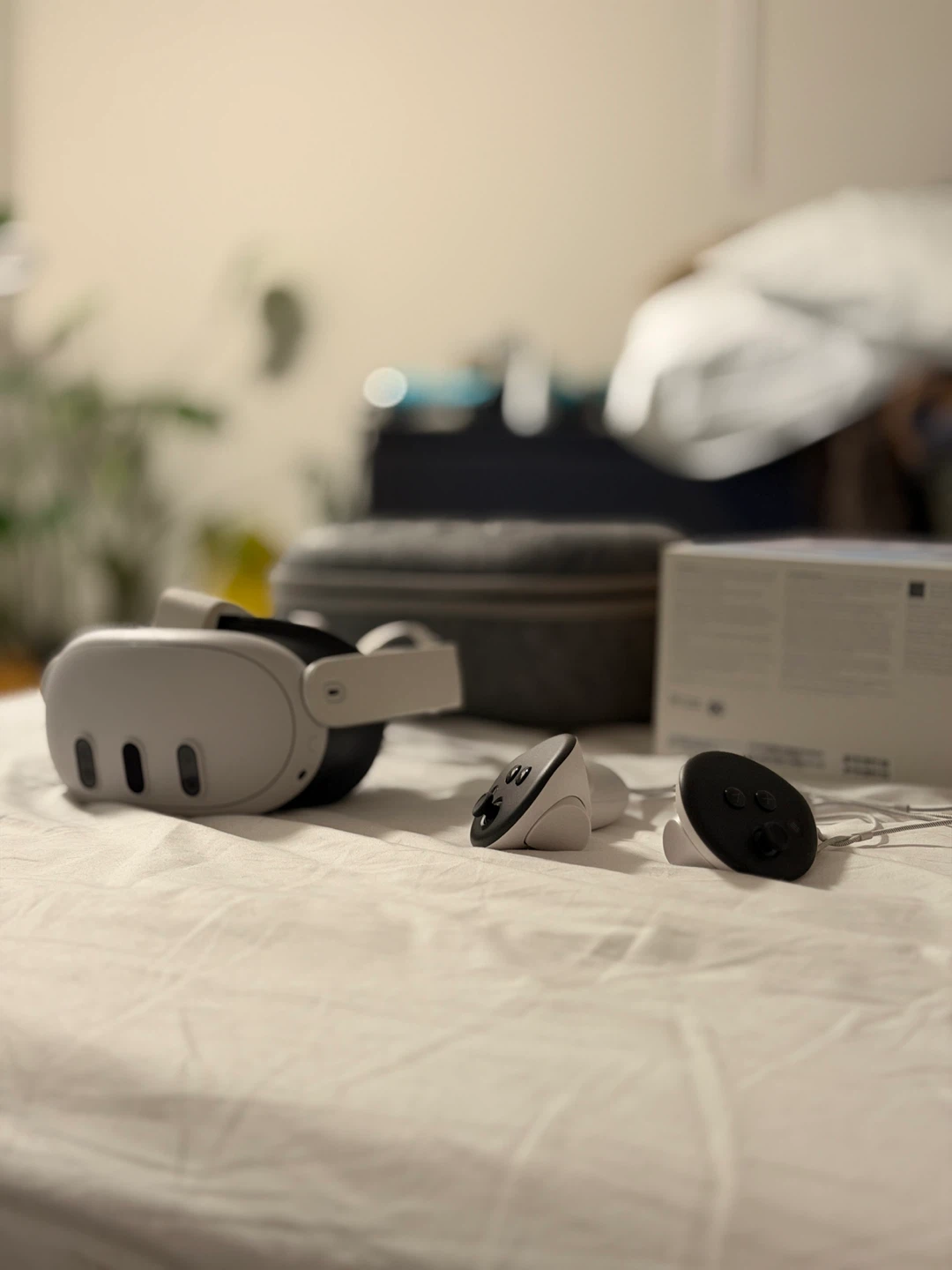 Meta Quest 3 512GB VR Headset - photo 4