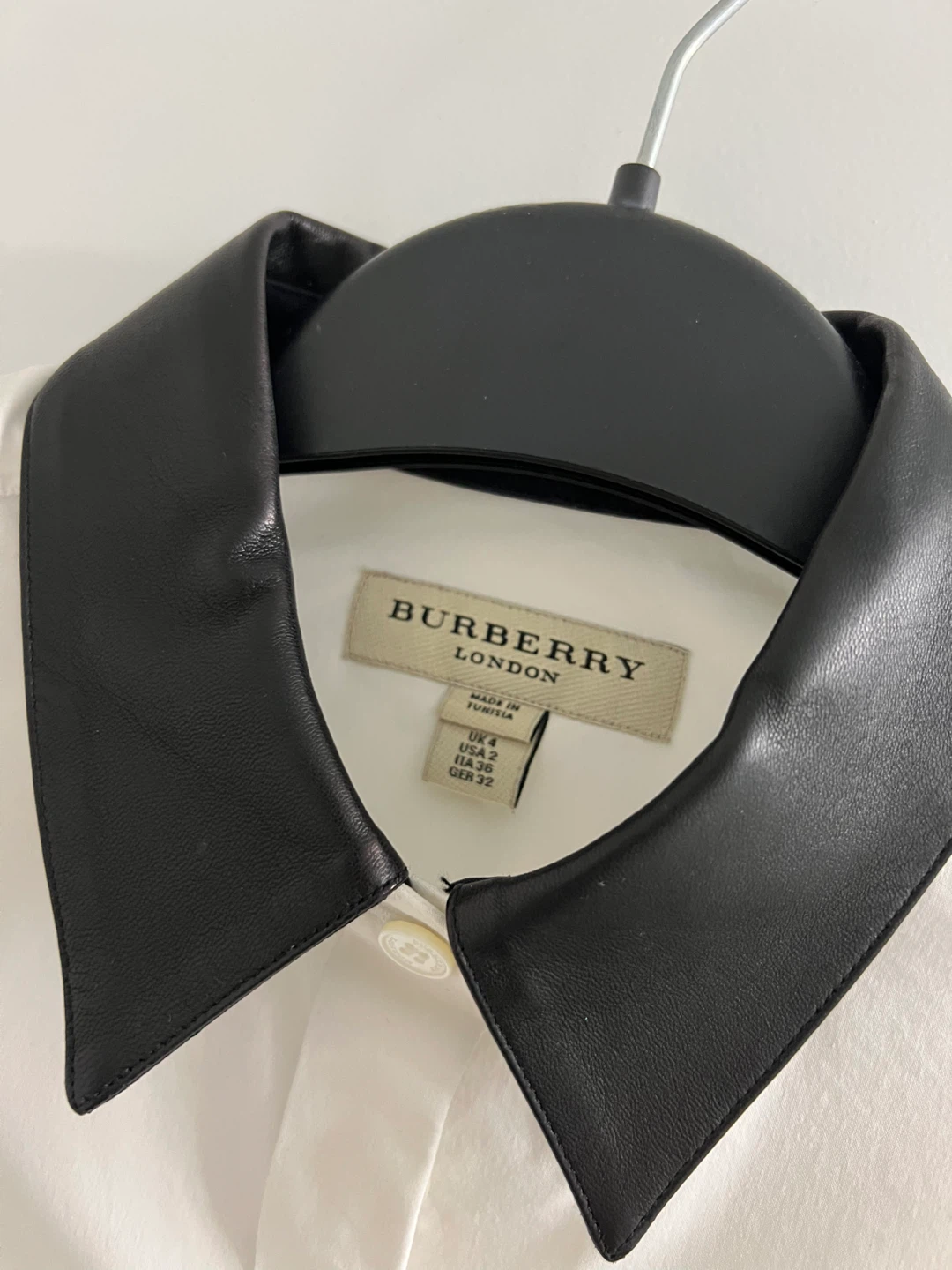 Burberry White Shirt with Black Leather Collar - photo 2