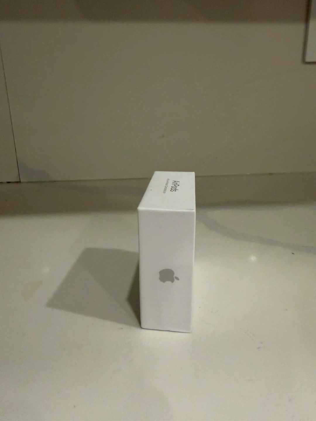 AirPods 4 with noise cancellation - photo 4