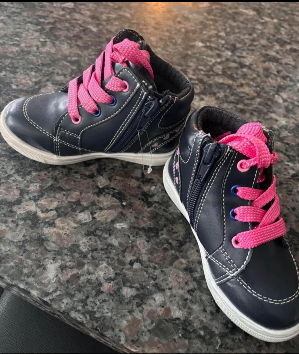 Toddlers Sneakers with Pink Laces - photo 2