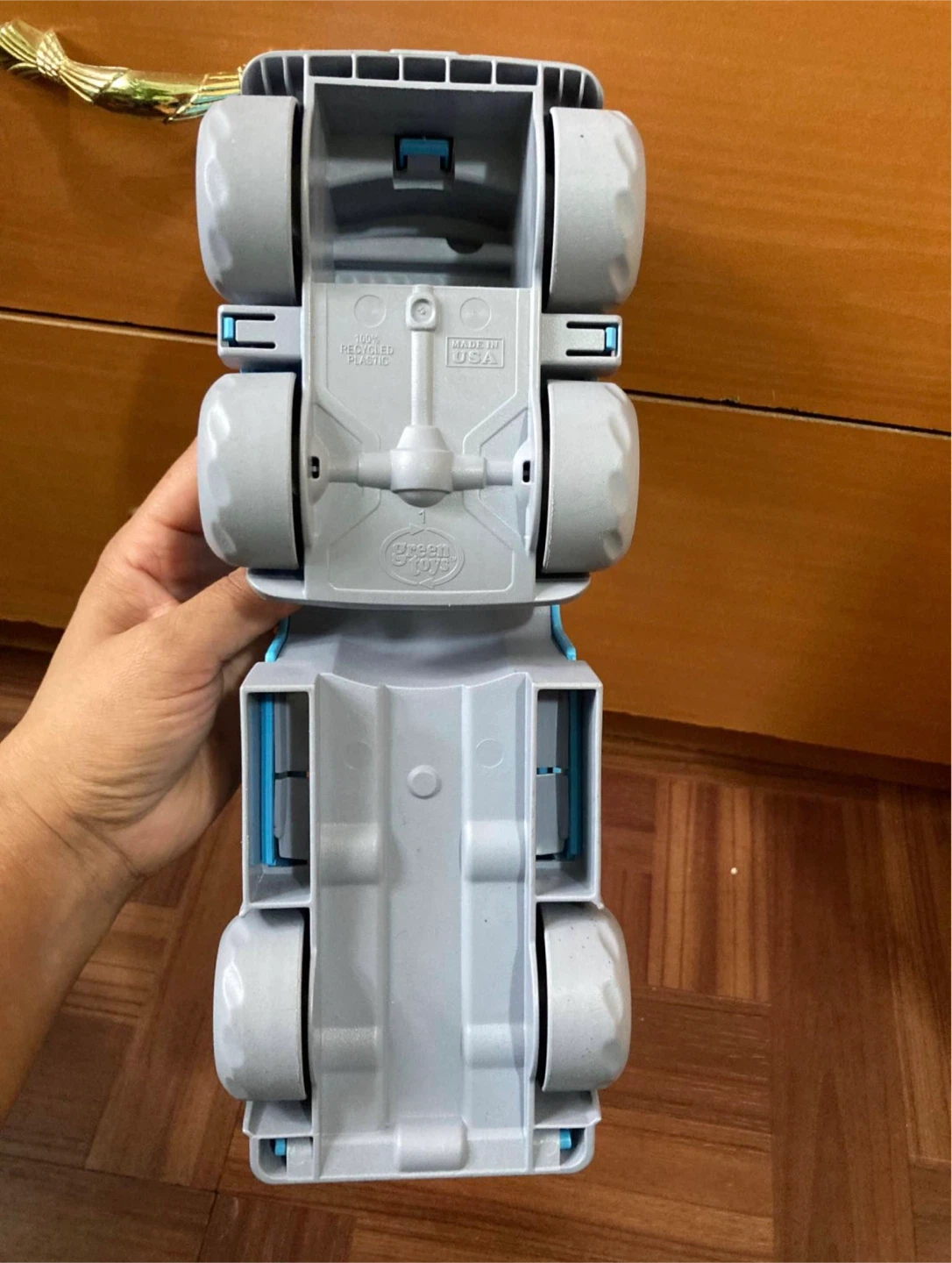 Car toy 🥕 - photo 3