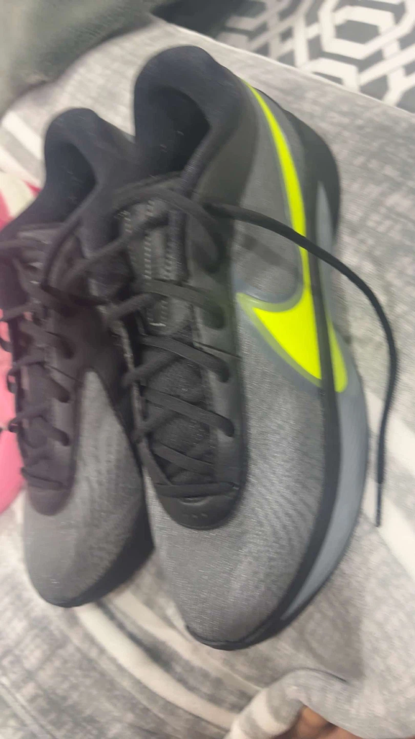 Nike Men's basketball Shoes - photo 3