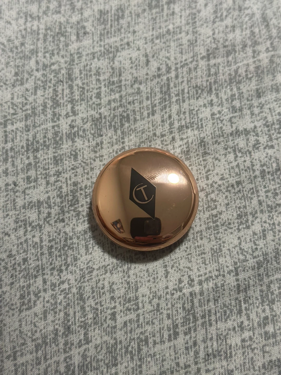 Sample Charlotte Tilbury Airbrush Flawless Finish Setting Powder