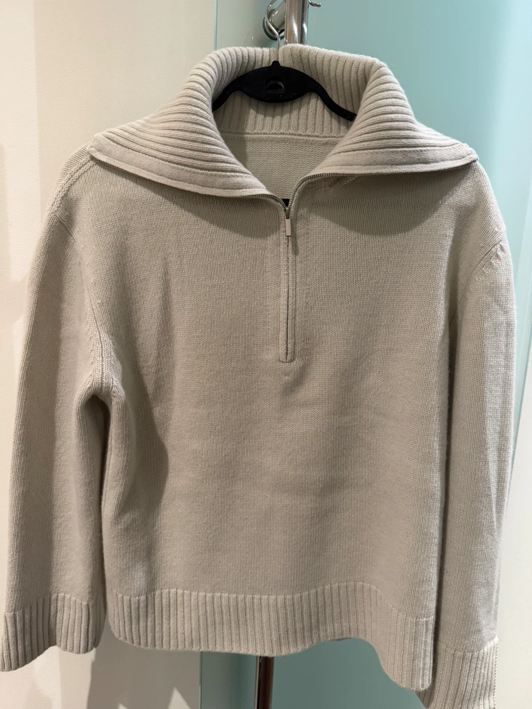 Luxury 100% cashmere sweater (470grams) - worn twice