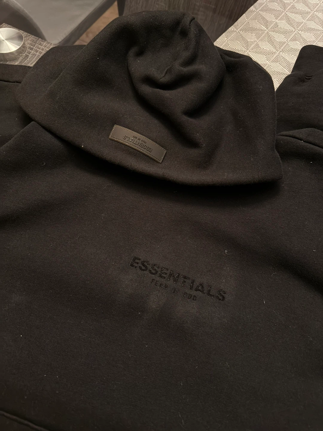 Essential hoodie