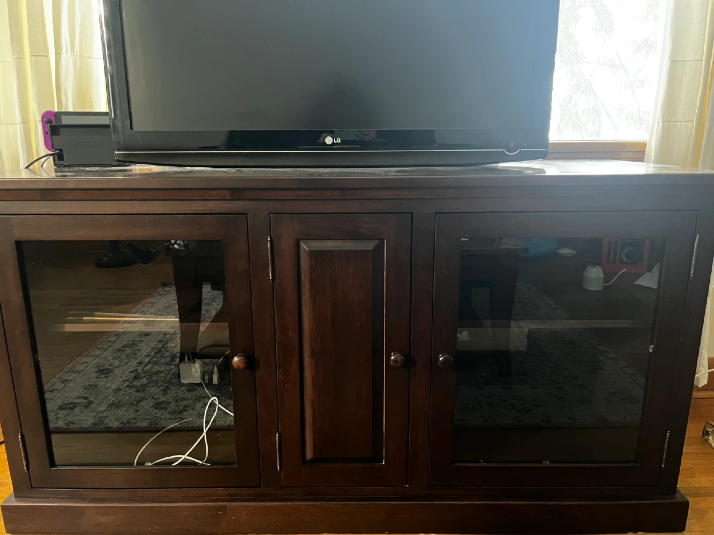 La-Z-Boy TV Stand - photo 2