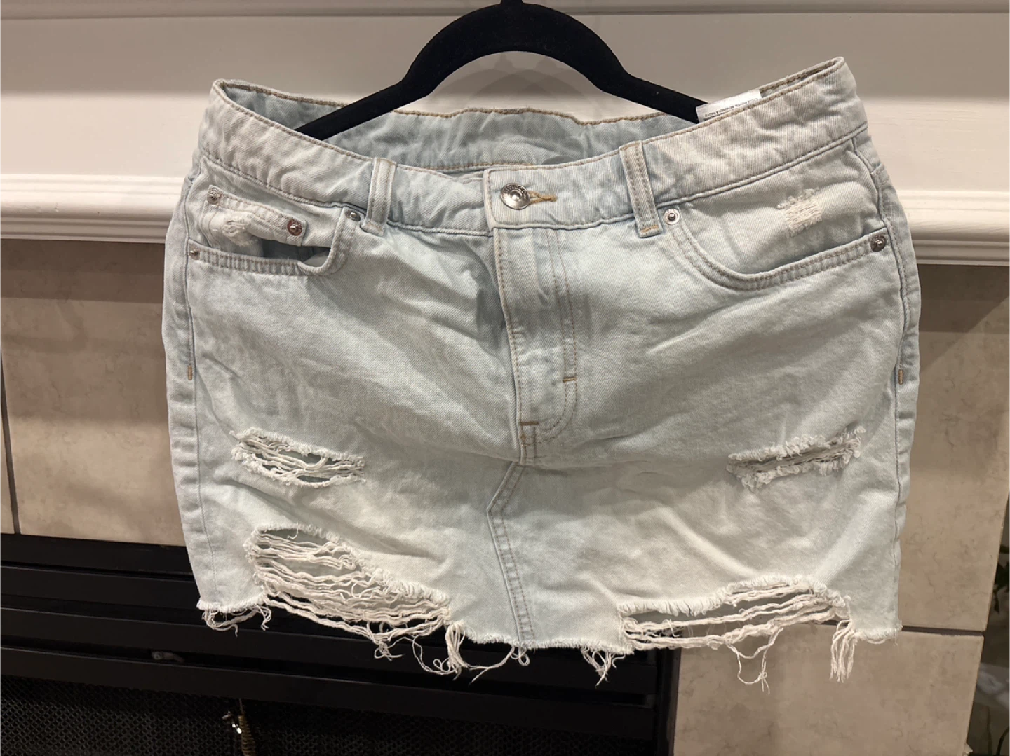 Divided H&M Light Wash Ripped Denim Skirt