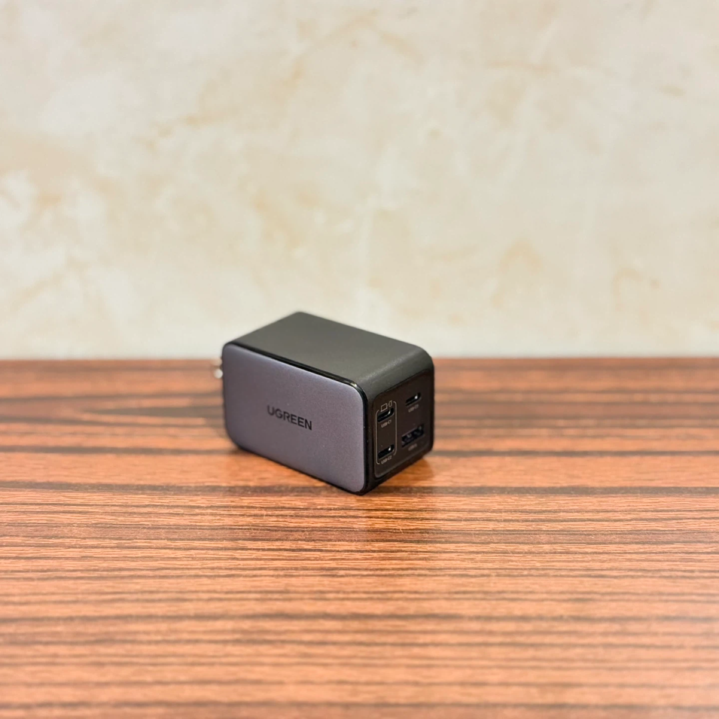 UGREEN 65W USB-C 4-port Wall Charger - photo 2
