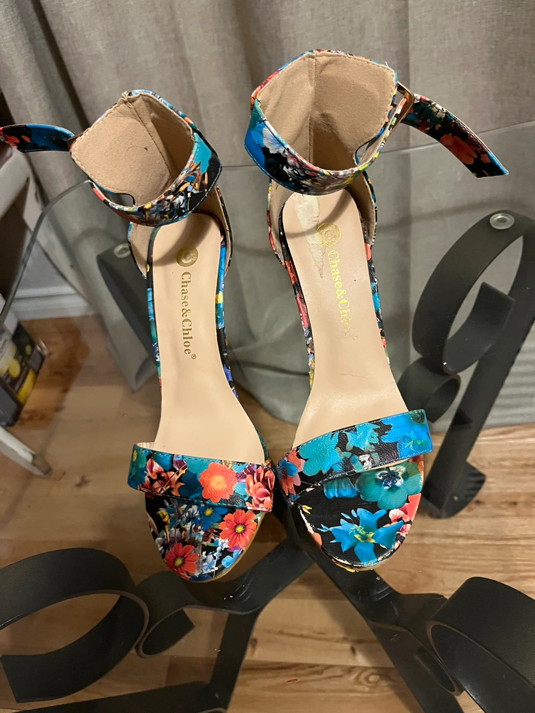 Chase & Chloe Women's Floral Heeled Sandals