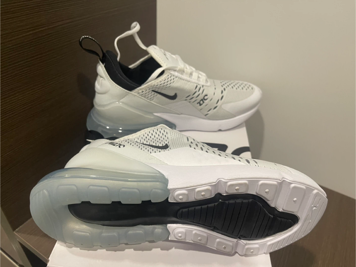 Nike Air Max 270 Women's Running Shoes White Size 7.5 - photo 2