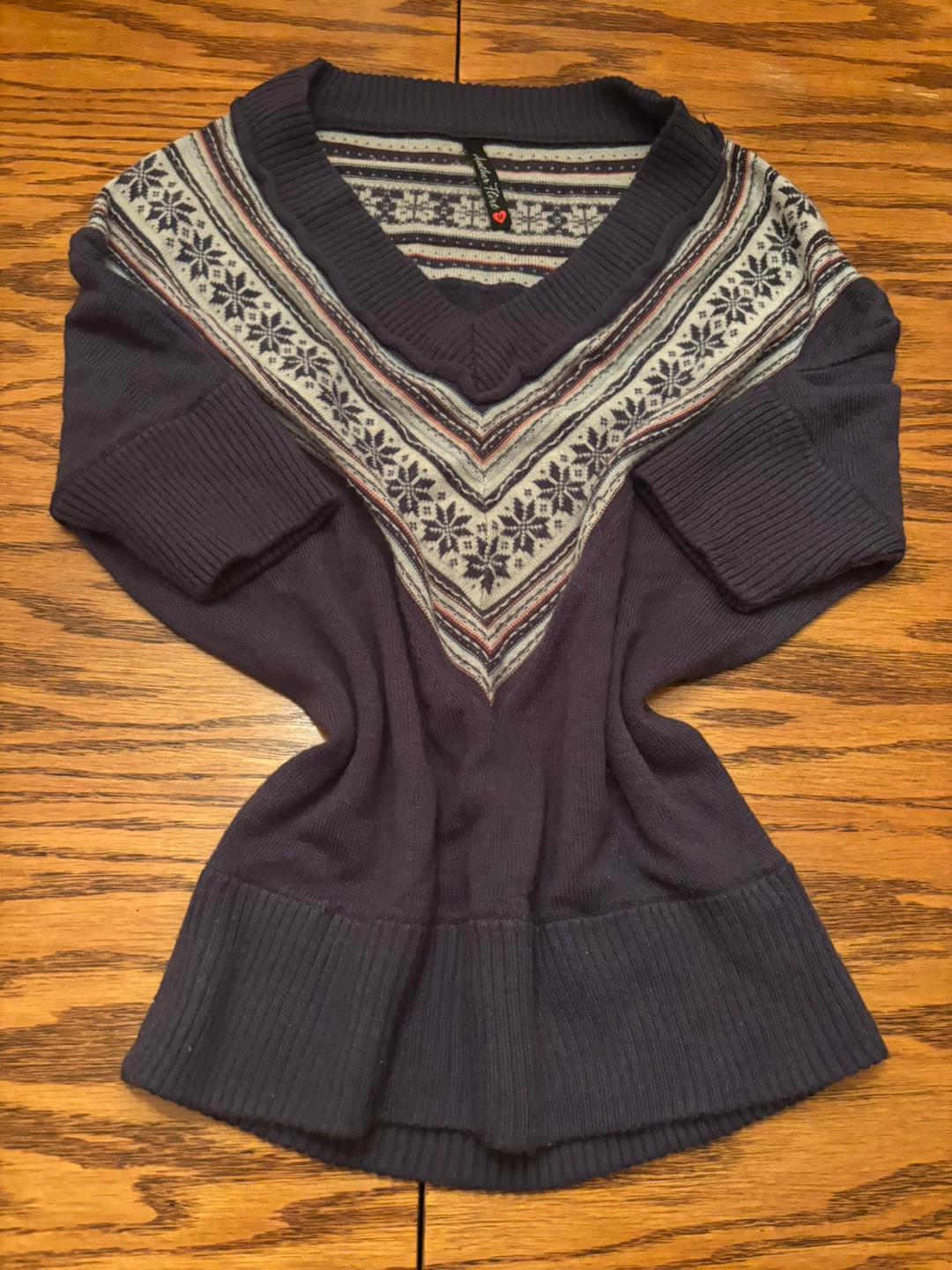 V-Neck Sweater With Patterns
