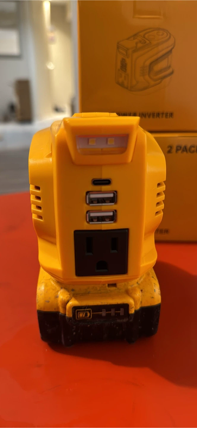DEWALT 200w Battery Power Inverter