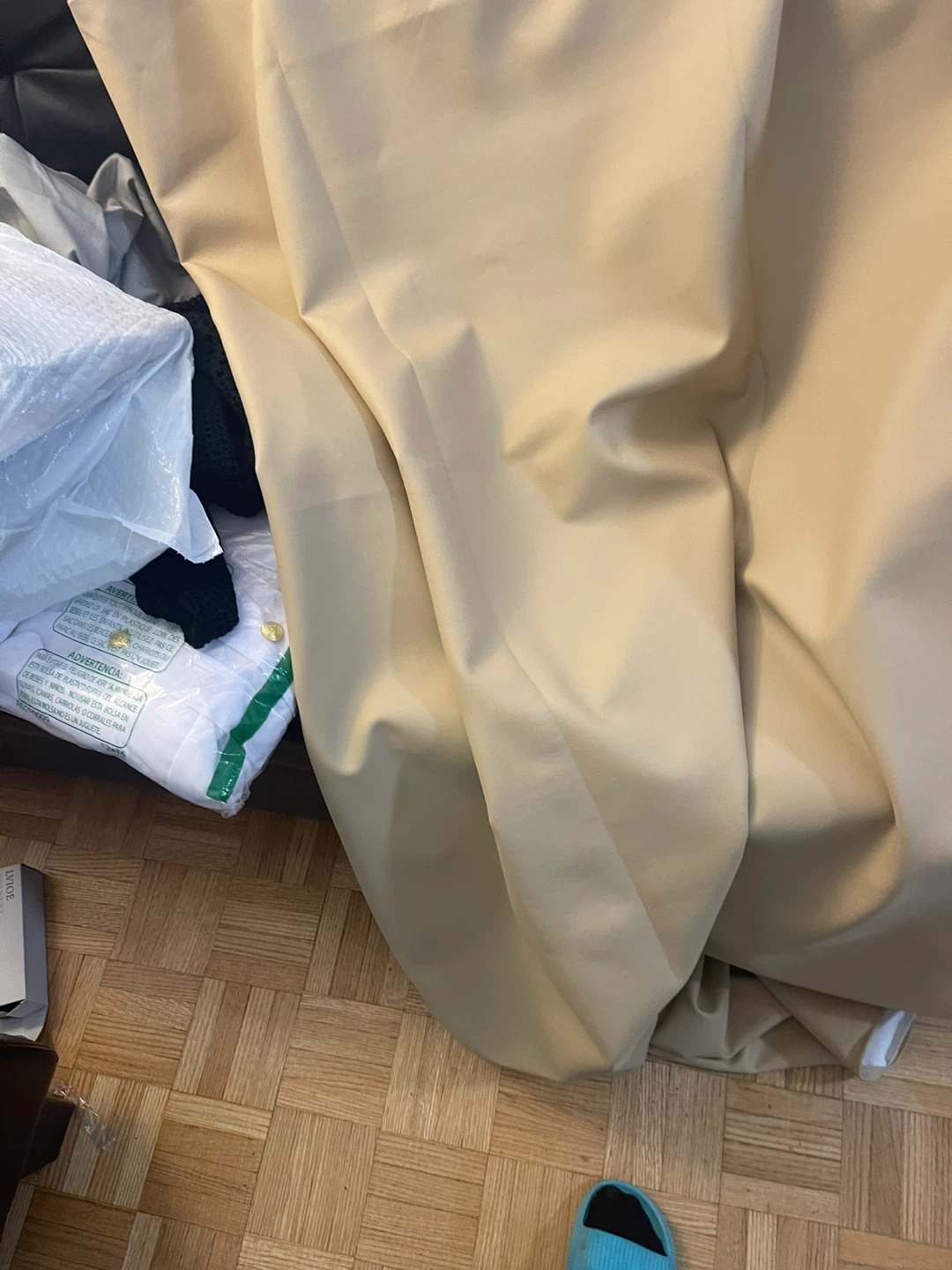 Waterproof single mattress cover