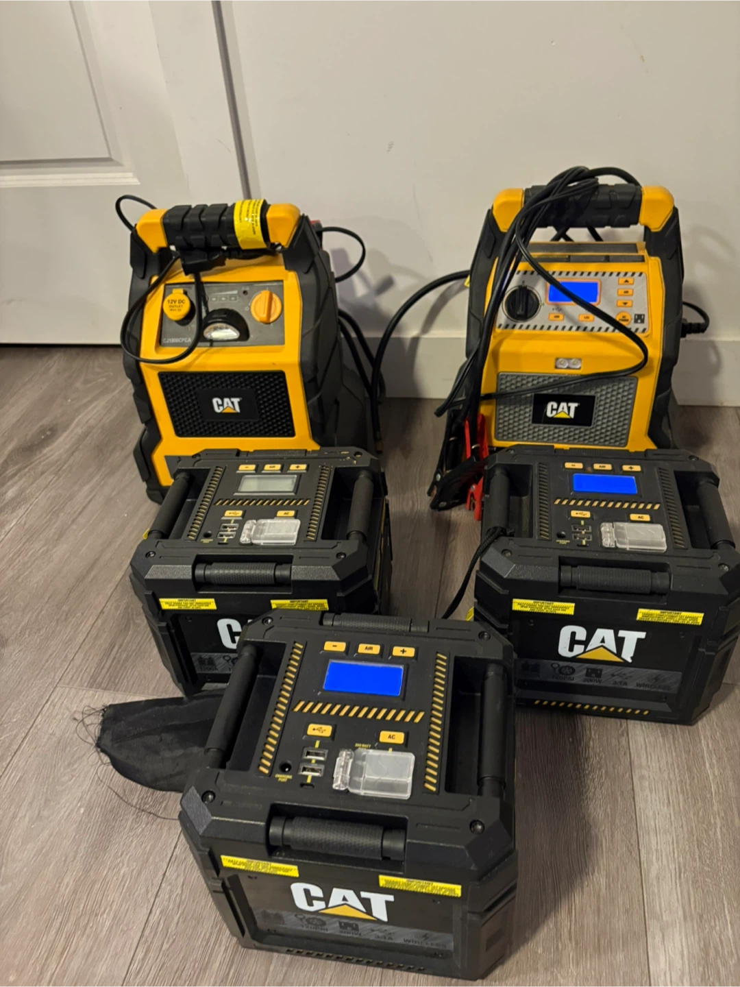 Portable Power Station - photo 2