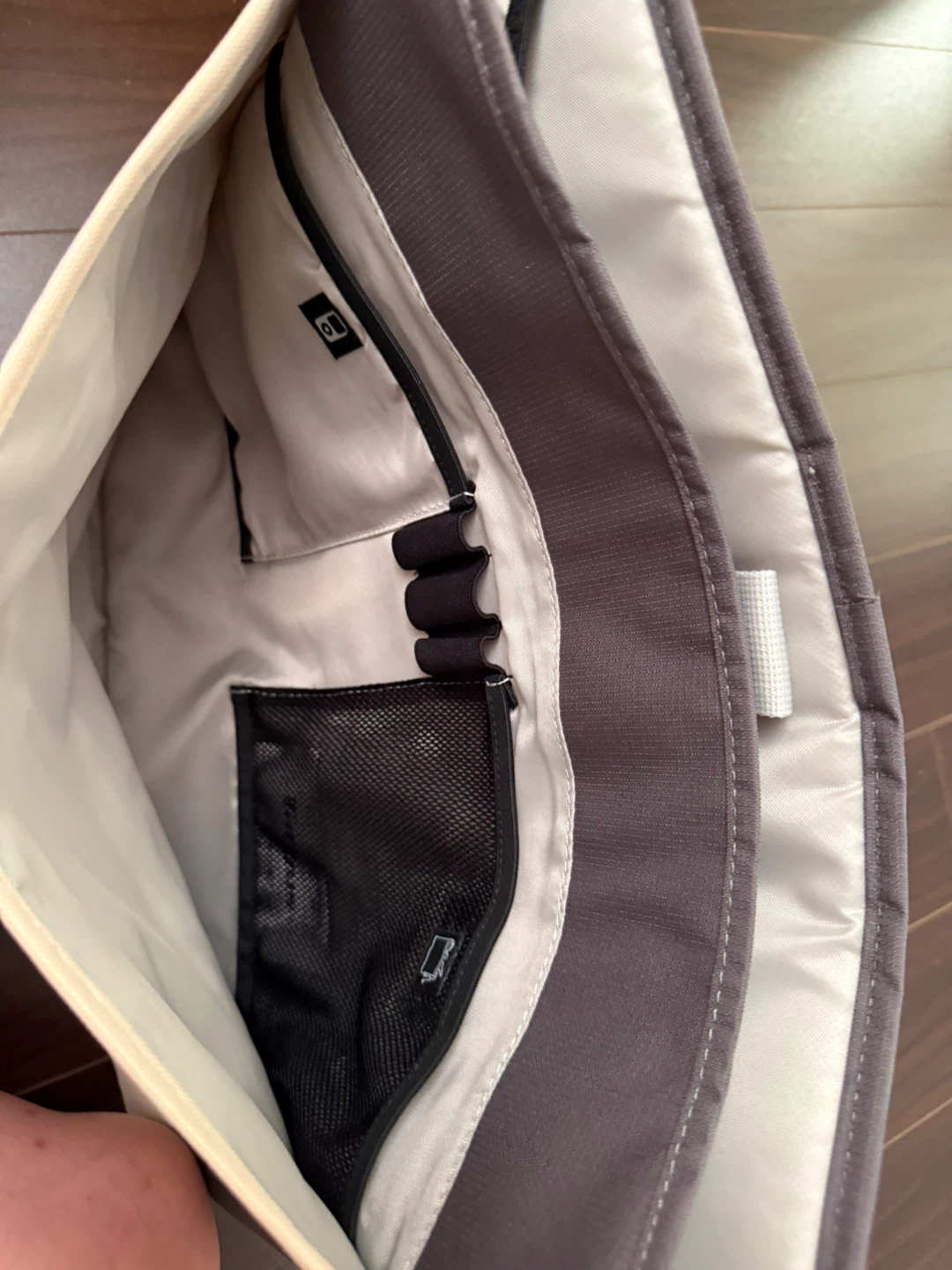 Targus Messenger Bag - photo 5