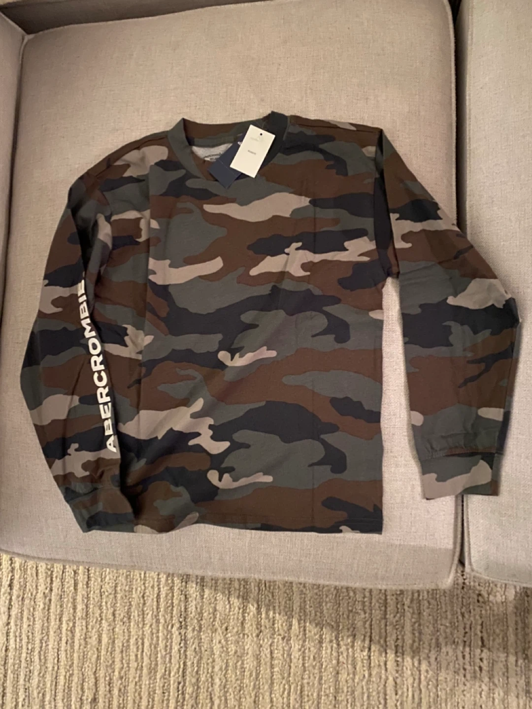 Abercrombie Kids Camo Long Sleeve T-Shirt Size 9/10