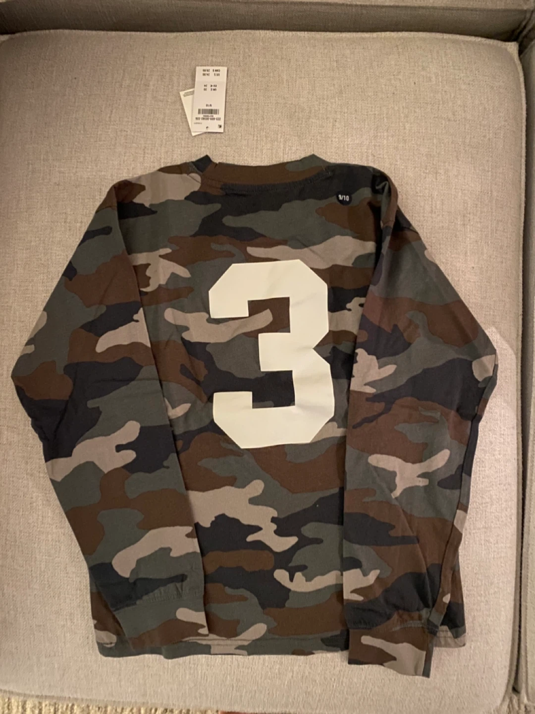 Abercrombie Kids Camo Long Sleeve T-Shirt Size 9/10 - photo 2