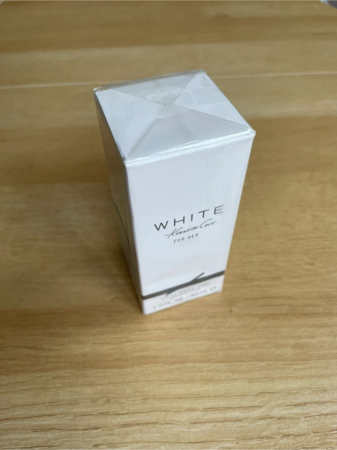 Kenneth Cole White Eau de Parfum for Her 30ml