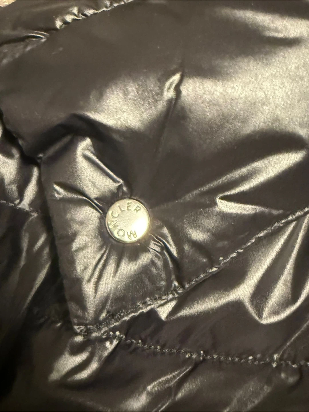 Moncler Black Puffer Jacket - photo 4