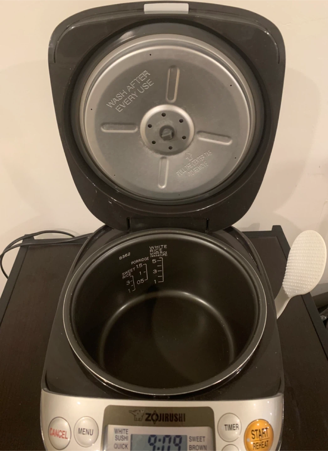 Zojirushi NS-TSC10 Rice Cooker - photo 3