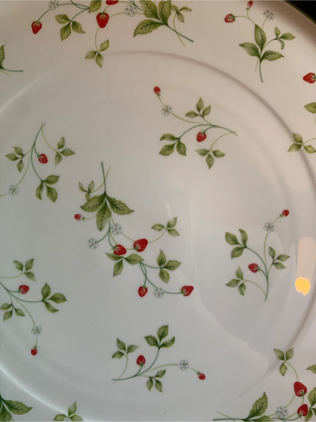 Vintage Royal Bone China Strawberry Field Cake Plate - photo 3