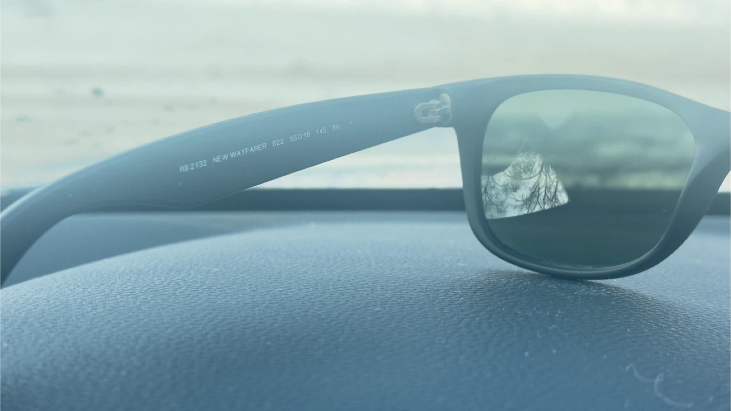 Ray-Ban Wayfarer Sunglasses - photo 4