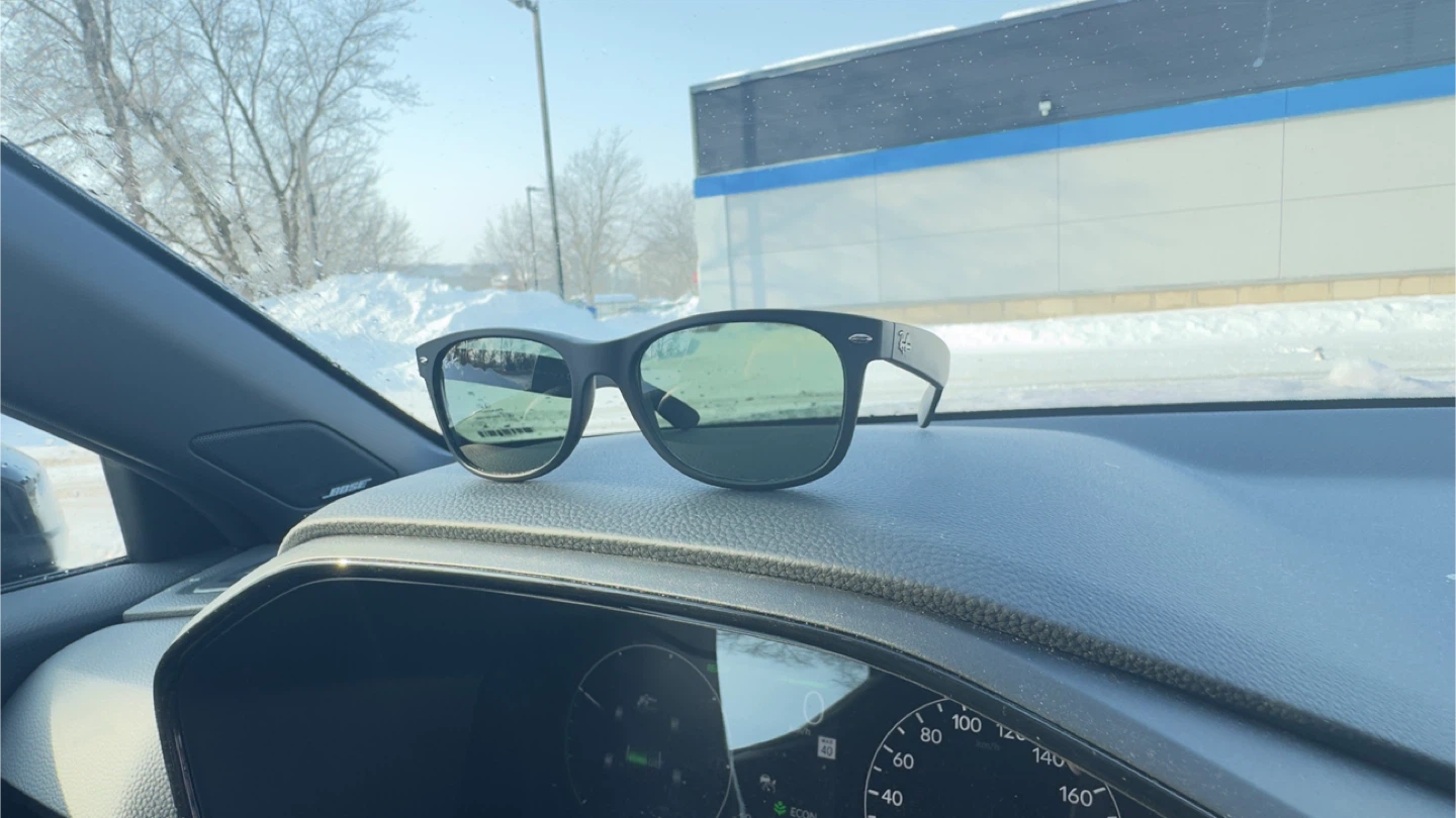 Ray-Ban Wayfarer Sunglasses - photo 3