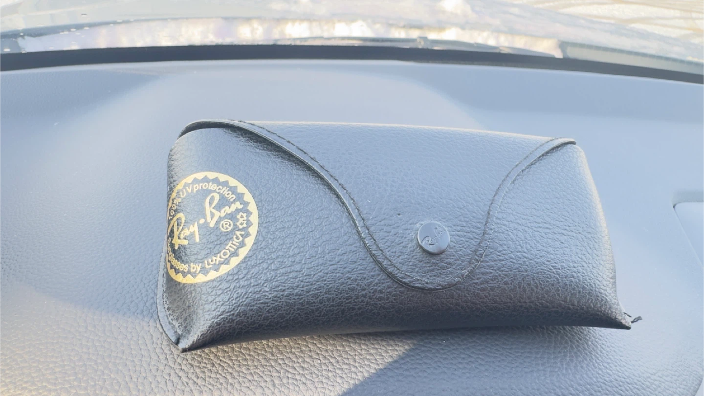 Ray-Ban Wayfarer Sunglasses - photo 5