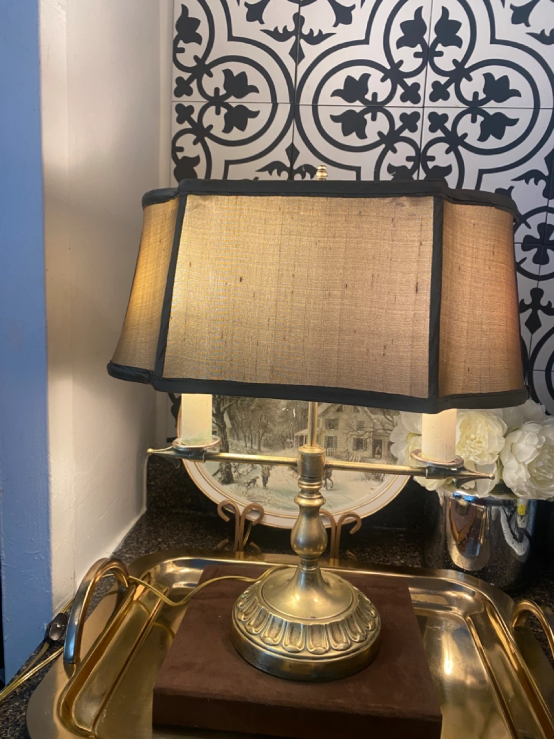 Vintage Brass Two-Light Lamp with Harp and Shade - photo 4