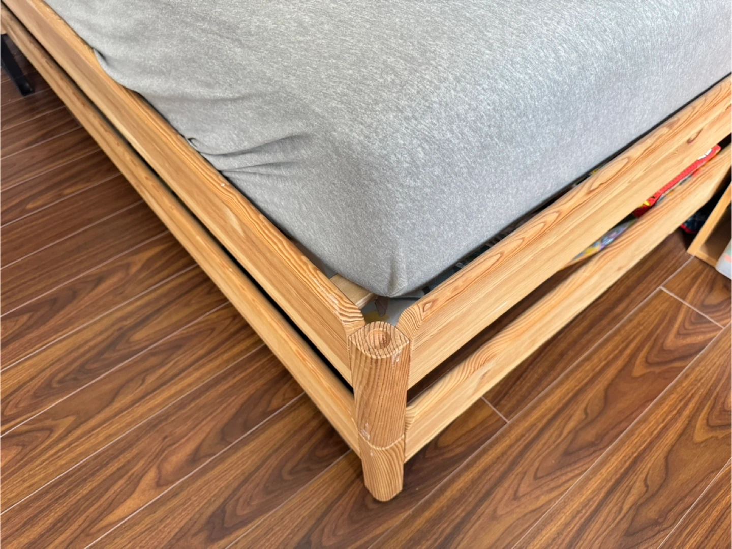 IKEA UTÅKER Stackable Twin Bed Frame - Pine - photo 4