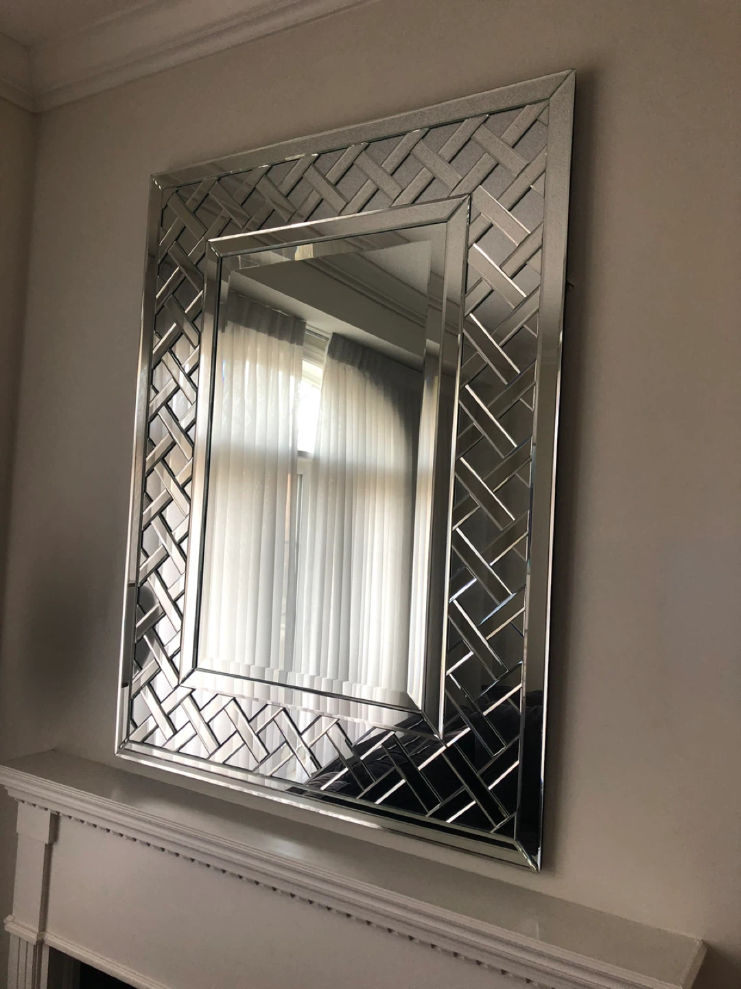 Elte - Decorative Bevelled Mirror with Interlocking Frame - photo 3
