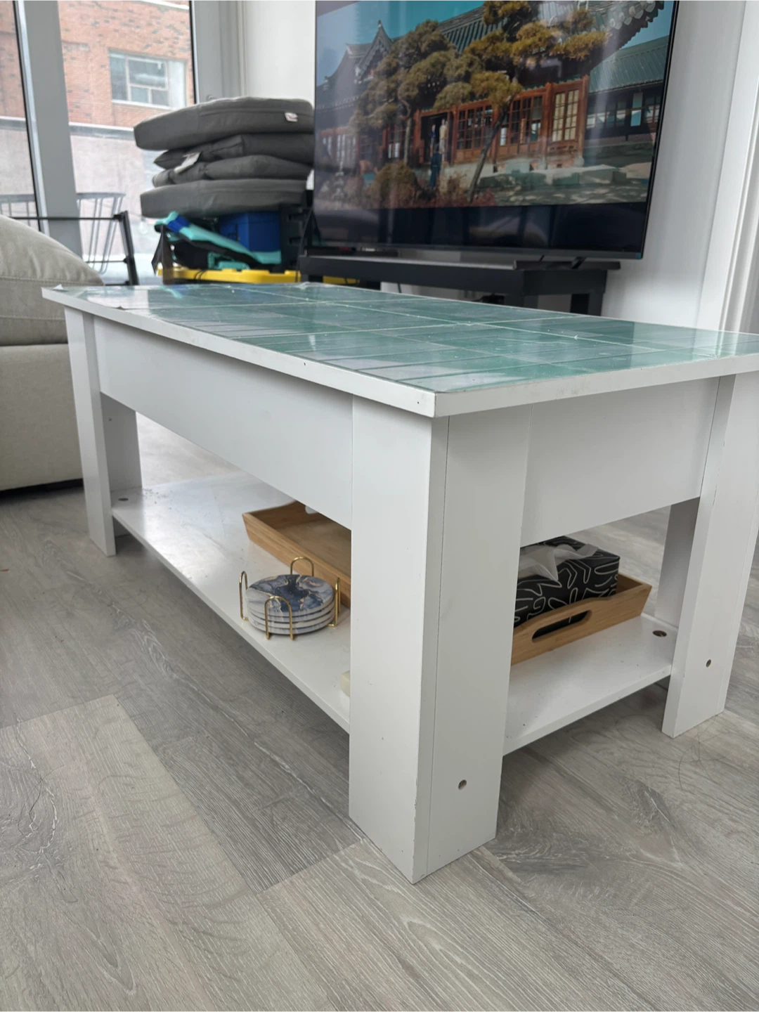 White Lift-Top Coffee Table with Vinyl top (removable)